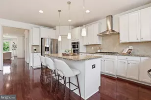 42537 Dreamweaver Dr, Brambleton, VA 20148 - Photo 17