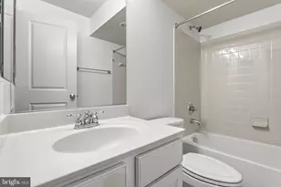 42537 Dreamweaver Dr, Brambleton, VA 20148 - Photo 41