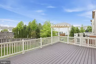 42537 Dreamweaver Dr, Brambleton, VA 20148 - Photo 23