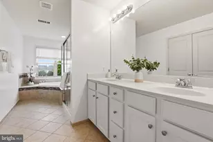 42537 Dreamweaver Dr, Brambleton, VA 20148 - Photo 31