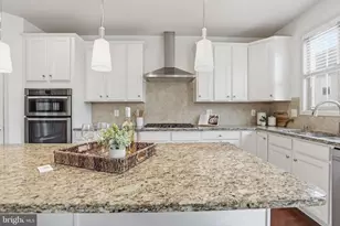 42537 Dreamweaver Dr, Brambleton, VA 20148 - Photo 11