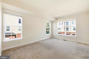 43487 Town Gate Square, Chantilly, VA 20152 - Photo 35
