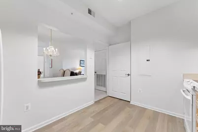 19355 Cypress Ridge Terrace #314, Leesburg, VA 20176 - Photo 11