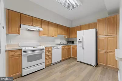 19355 Cypress Ridge Terrace #314, Leesburg, VA 20176 - Photo 11