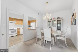 19355 Cypress Ridge Terrace, Leesburg, VA 20176 - Photo 11
