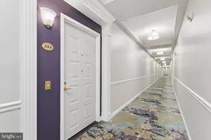 19355 Cypress Ridge Terrace, Leesburg, VA 20176 - Photo 31