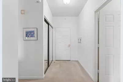 19355 Cypress Ridge Terrace #314, Leesburg, VA 20176 - Photo 5