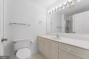 19355 Cypress Ridge Terrace, Leesburg, VA 20176 - Photo 19