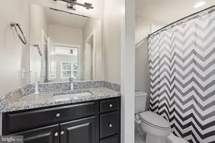22353 TrailView Crossing Terrace, Ashburn, VA 20148 - Photo 23