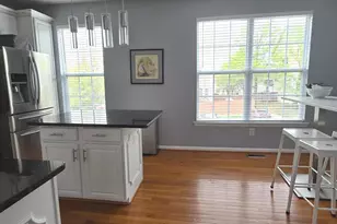 45560 Lakemont Square, Sterling, VA 20165 - Photo 9