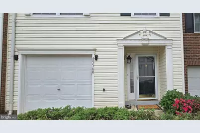 45560 Lakemont Square, Sterling, VA 20165 - Photo 3