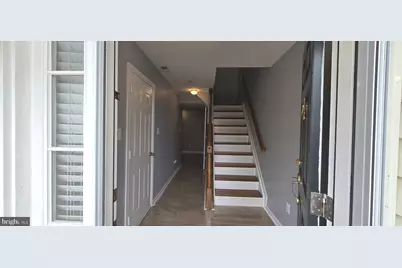 45560 Lakemont Square, Sterling, VA 20165 - Photo 5