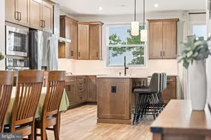42161 Shining Star Sq, Brambleton, VA 20148 - Photo 13