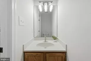 20368 Burnley Square, Sterling, VA 20165 - Photo 11