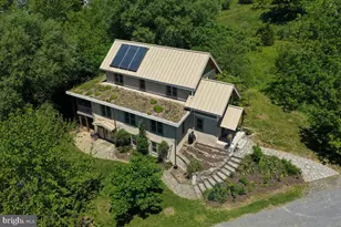 41065 Hickory Shade Ln, Lovettsville, VA 20180 - Photo 3