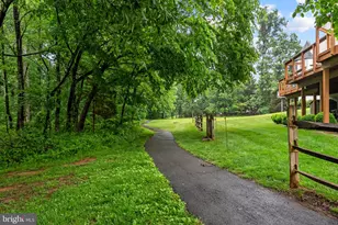 36 Rutherford Cir, Sterling, VA 20165 - Photo 83