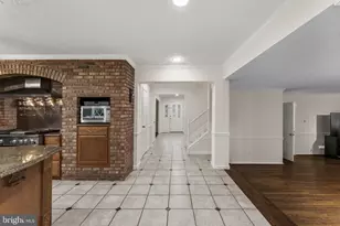 36 Rutherford Cir, Sterling, VA 20165 - Photo 27