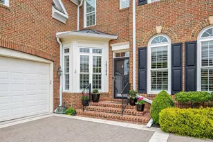 19194 Greystone Square, Leesburg, VA 20176 - Photo 3