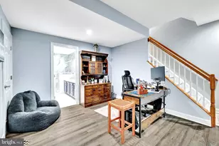 20283 Island View Ct, Sterling, VA 20165 - Photo 37