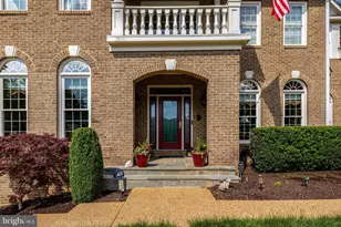 20283 Island View Ct, Sterling, VA 20165 - Photo 3