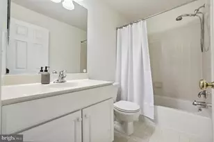 43774 Brownburg Pl, Chantilly, VA 20152 - Photo 27
