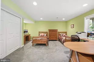43774 Brownburg Pl, Chantilly, VA 20152 - Photo 43