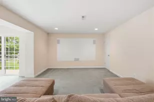 43774 Brownburg Pl, Chantilly, VA 20152 - Photo 41