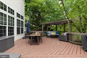 835 Santmyer Dr SE, Leesburg, VA 20175 - Photo 13