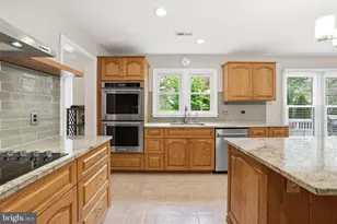 17288 Pickwick Dr, Purcellville, VA 20132 - Photo 21