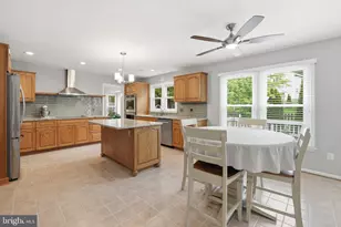 17288 Pickwick Dr, Purcellville, VA 20132 - Photo 25