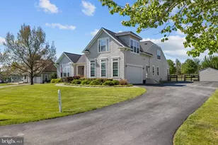 35987 Birch Hollow Ln, Hillsboro, VA 20132 - Photo 1