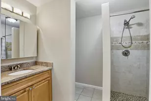 730 Sugarland Run Dr, Sterling, VA 20164 - Photo 19