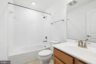 24855 Coats Square, Aldie, VA 20105 - Photo 23