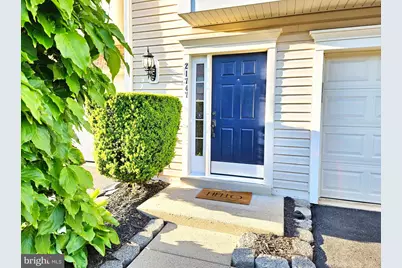 21747 Kings Crossing Terrace, Ashburn, VA 20147 - Photo 3