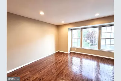 21747 Kings Crossing Terrace, Ashburn, VA 20147 - Photo 19