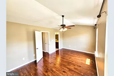 21747 Kings Crossing Terrace, Ashburn, VA 20147 - Photo 23