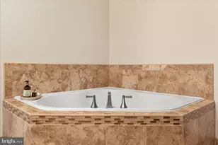 16064 Waterford Creek Cir, Hamilton, VA 20158 - Photo 45
