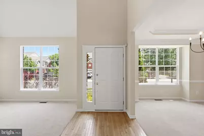 19617 Edgemont Square, Ashburn, VA 20147 - Photo 3