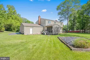 104 Deerwood Ct, Sterling, VA 20164 - Photo 7