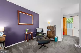 104 Deerwood Ct, Sterling, VA 20164 - Photo 29