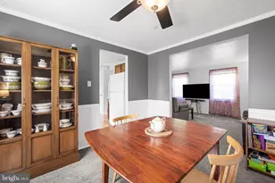 104 Deerwood Ct, Sterling, VA 20164 - Photo 21