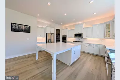 43176 Bitter Persimmon Court, Centreville, VA 20120 - Photo 5