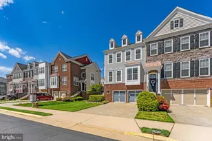 43570 Heritage Gap Terrace, Chantilly, VA 20152 - Photo 3