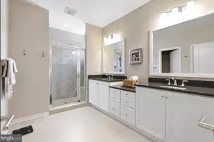 22971 Quiet Crossing Ter, Brambleton, VA 20148 - Photo 15