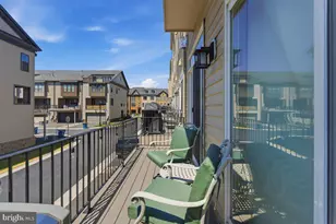 22971 Quiet Crossing Ter, Brambleton, VA 20148 - Photo 11