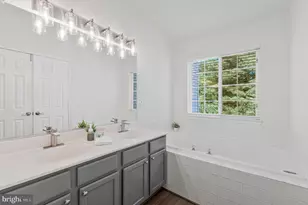 43123 Gatwick Square, Ashburn, VA 20147 - Photo 17