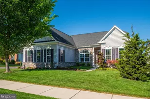 42281 Watling Ct, Chantilly, VA 20152 - Photo 1