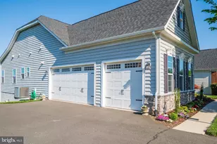 42281 Watling Ct, Chantilly, VA 20152 - Photo 3