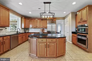 24266 Sunny Meadow Ln, Aldie, VA 20105 - Photo 13