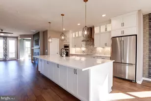 928 California Dr NE, Leesburg, VA 20176 - Photo 9